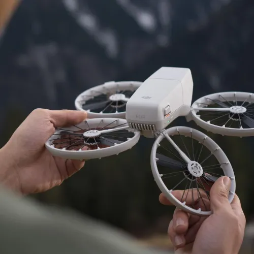 DJI